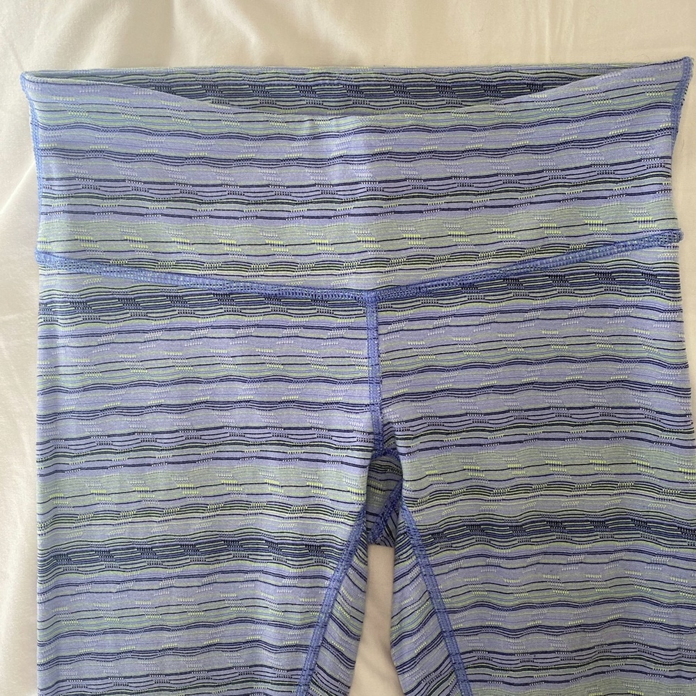 Lululemon Wunder Under Crop III Space Dye Size 6 - Picture 10 of 12